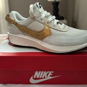 Nike Waffle Debut Sneakers NIB